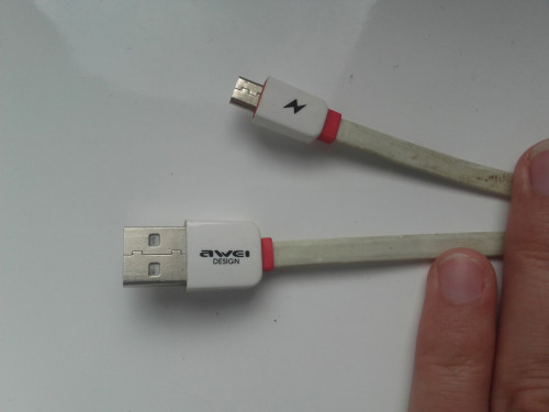 Kabel USB microUSB AWEI, 30cm, płaski, biało-czerwony, używany