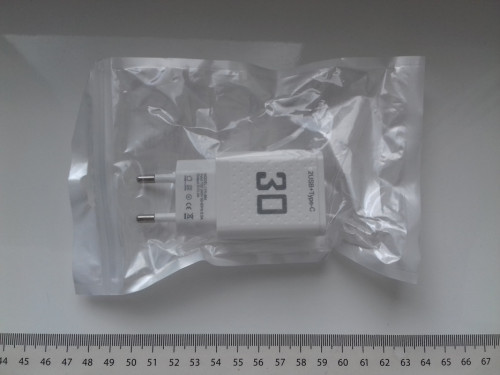 Ładowarka 30, AR-884, USB-C + 2xUSB-A 12W 5V 2,4A, NOWA, 3058632334944