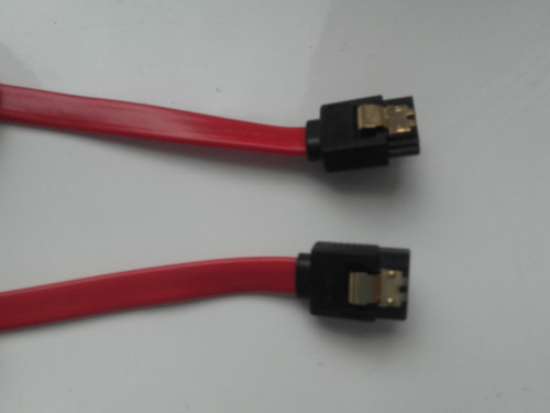 Kabel sygnałowy SATA3.0, 6Gbs, 50cm, 7pin, kolor czerwony, używany