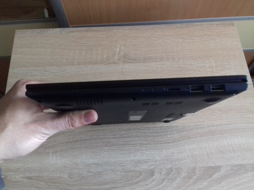 Laptop Asus X413JA, Core i7 10TH 1065G7, DDR4 8GB, SSD 238GB, Intel Ir