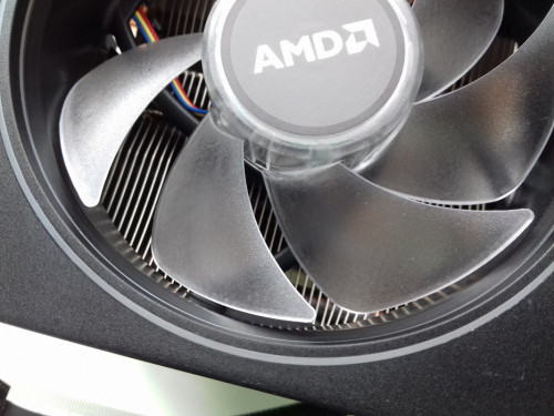 AMD Wraith Prism chłodzenie z kablami do kontroli oświetlenia ARGB, CP
