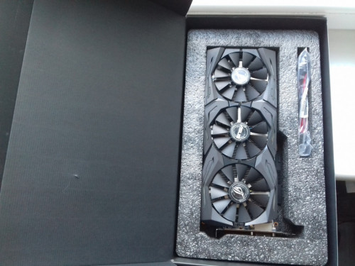 ASUS ROG STRIX GTX 1080Ti GAMING 11GB GDDR5, 352bit, DVI, 2xHDMI, 2xDi