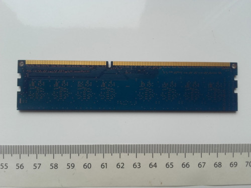 SKhynix DDR3 4GB PC3 1600Mhz, 12800U-11-13-A1, HMT451U6BFR8C-PB