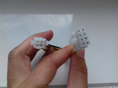 Przejściówka z zasilacza ATX EPS do MB-CPU z 4Pin męski na 8Pin żeński