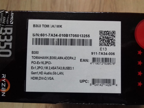 Pudełko od płyty głównej ATX MSI Tomahawk B350, CD, papiery, OCZ, 601-