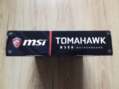 Pudełko od płyty głównej ATX MSI Tomahawk B350, CD, papiery, OCZ, 601-