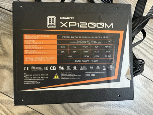 Zasilacz 1200w Gigabyte XP1200M