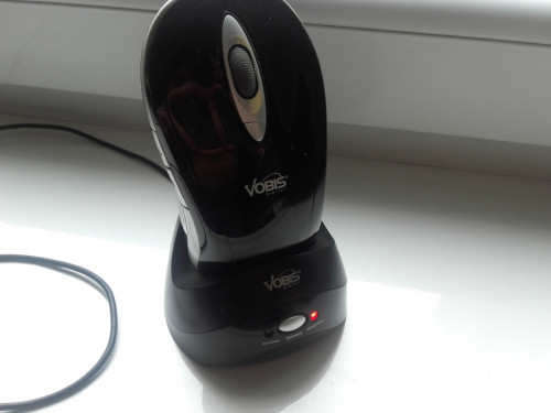 Myszka Vobis, bezprzewodowa z stacją USB, sensor optyczny, używana spr