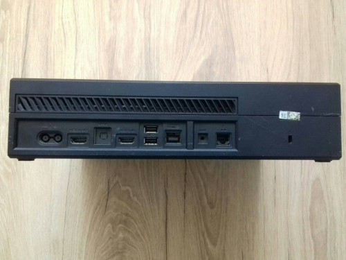 Xbox One 1540, używany, uruchamia się, konsola bez kabli, itp., 217380