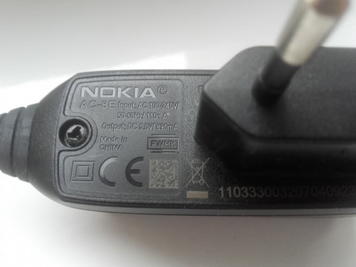 Ładowarka Nokia AC-8E 5.0V 890mA używane sprawne