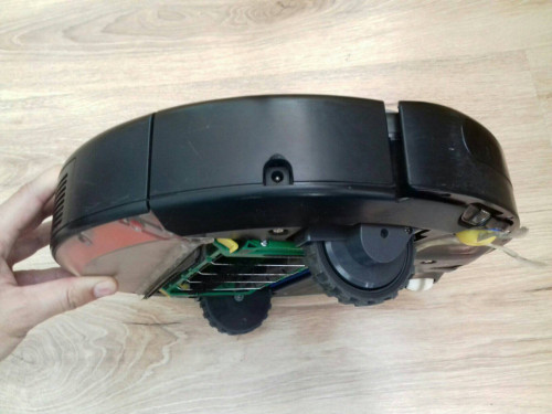 iRobot Roomba 563, używany, akumulator do wymiany 14,4V, wyczyszczony,