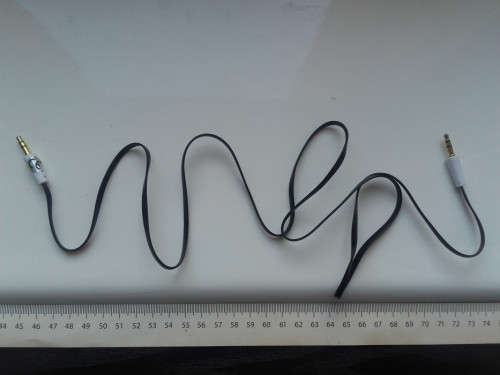Kabel audio 1m AUX miniJack 3,5mm płaski, stereo 100cm QR raltek