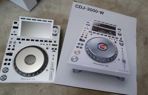 Pioneer CDJ-3000, Pioneer DJM-A9, Pioneer DJM-V10, AlphaTheta Euphonia
