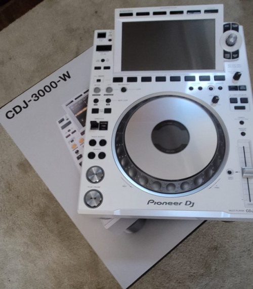 Pioneer CDJ-3000, Pioneer DJM-A9, Pioneer DJM-V10, AlphaTheta Euphonia
