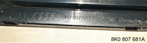 Oryginalna kratka halogenowa AUDI A4 B8 (lewa strona)