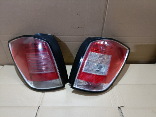 Lampy tyl Opel Astra h combi