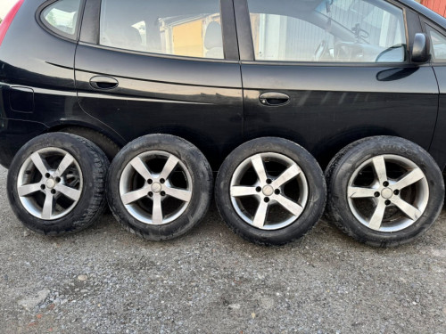 ** Alufelgi 4x100 wraz z Oponami Letnimi 195/60/R15 **
