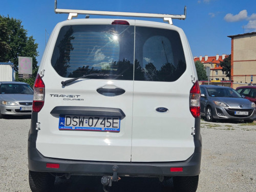 Ford Transit Courier /Benzyna/Hak/Śliczny/Mały Przebieg/Faktura VAT 23