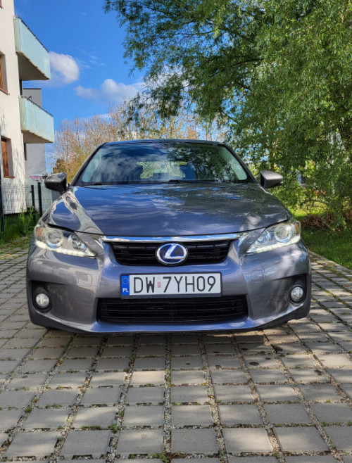 Lexus CT200H