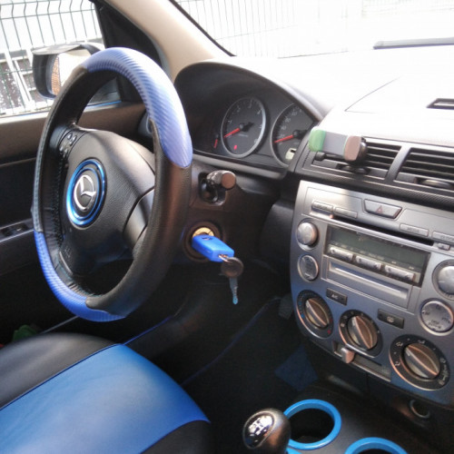 Mazda 2  1,4 TD