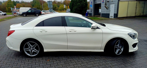 Mercedes-Benz CLA 200 AMG LINE