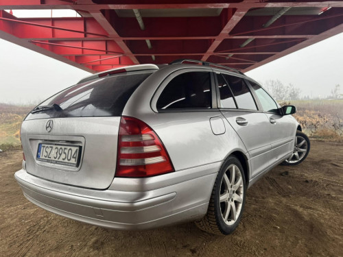 ** Mercedes Kombi CDI 220 Diesel ** 2002r ** Ładny Zadbany **