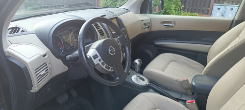 Nissan X-Trail II 2.0 dCi LE 4X4, automat,skóra ,150 KM,panorama,kamer