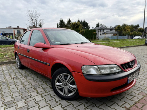 ** Opel Vectra 1.6 8V z Gazem ** Opłaty Ważne **