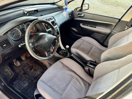 ** Peugeot 307 Kombi ** 1.6 Benzyna ** 2004r ** Ładny Zadbany *