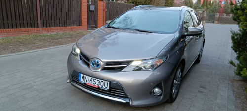 Toyota Auris II Touring Sports 1.8 Hybrid Lounge,automat, I rej.30.12.
