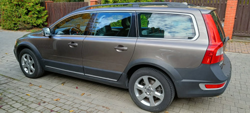 Volvo XC70 2.4 D5 Momentum AWD, 205 KM, automat, skóra,nawi,model 2010