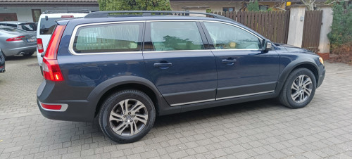 Volvo XC70 2.4 D5 Momentum AWD, 215 KM,