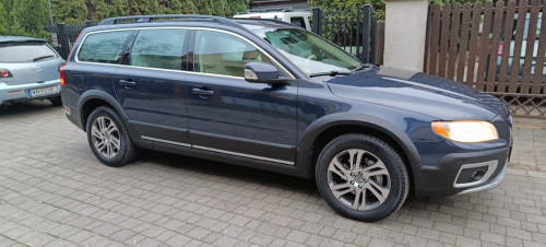 Volvo XC70 2.4 D5 Momentum AWD, 215 KM,