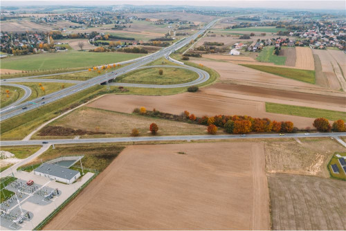 Działka usługowa przy DK 75 i autostradzie A4