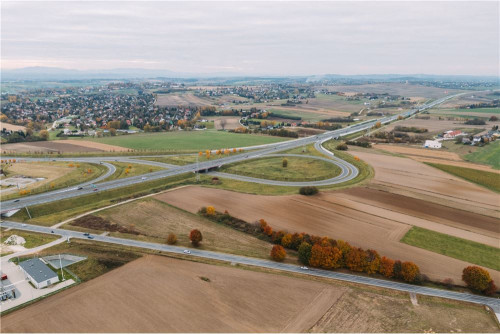 Działka usługowa przy DK 75 i autostradzie A4