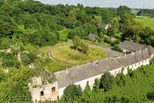 Zespół pałacowo-folwarczny rodziny Szembeków!