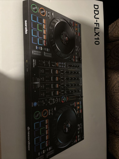 Na sprzedaż Pioneer DDJ-FLX10 4-kanałowy kontroler DJ dla Rekordbox i