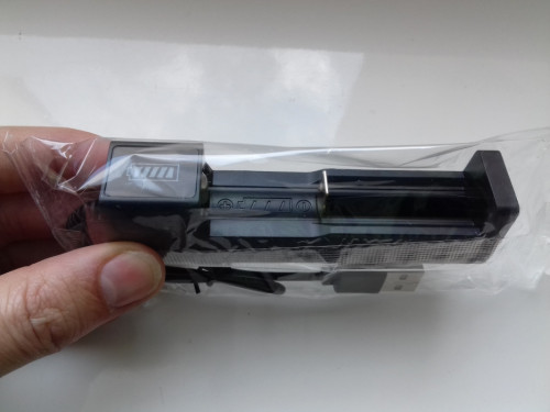 Ładowarka USB do akumulatorów 3,7V 14500, 18650, różne długości akumul