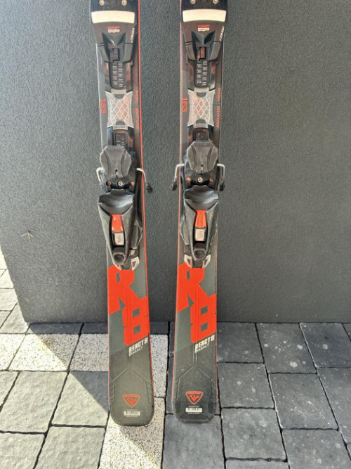 NARTY ROSSIGNOL REACT 8 HP Black/Red  163cm