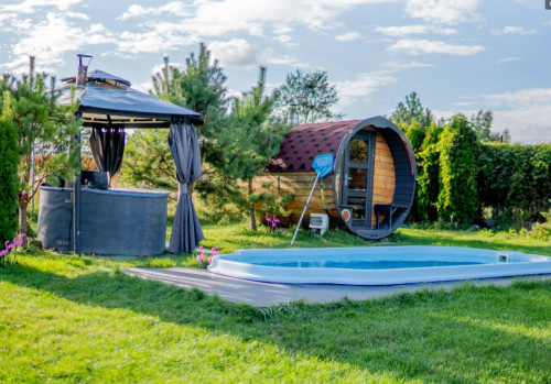 Dom na MAZURACH WEEKENDY WAKACJE SPA basen sauna jacuzzi wędkowanie